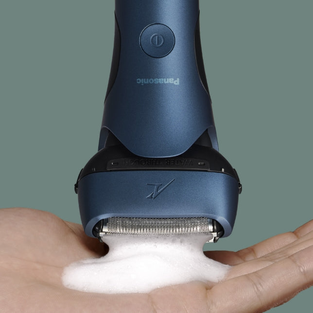 Panasonic Retro Rechargeable 3-Blade Wet and Dry Electric Shaver | ES-LT4B